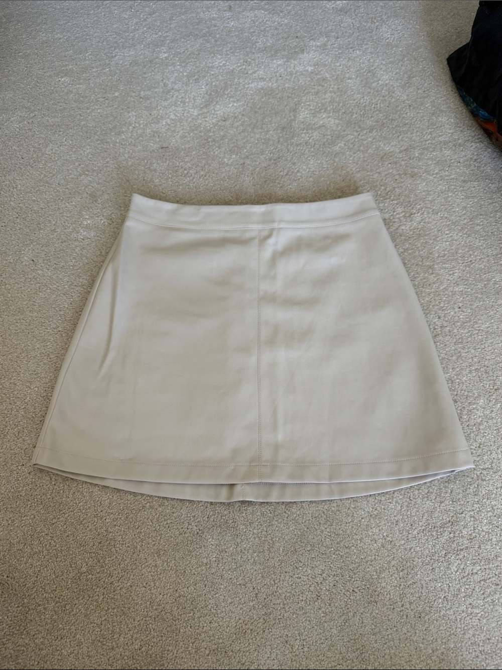 Steve Madden BB Dakota Neutral Cream Mini Skirt